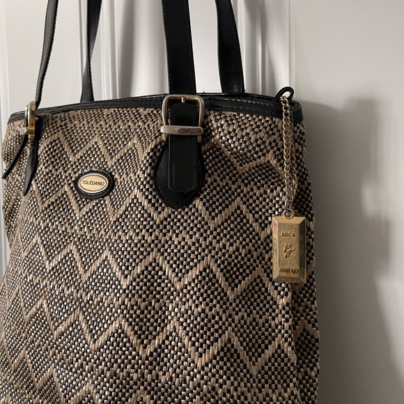 Toledano shoulder bag ✨ - Picture 4 of 16